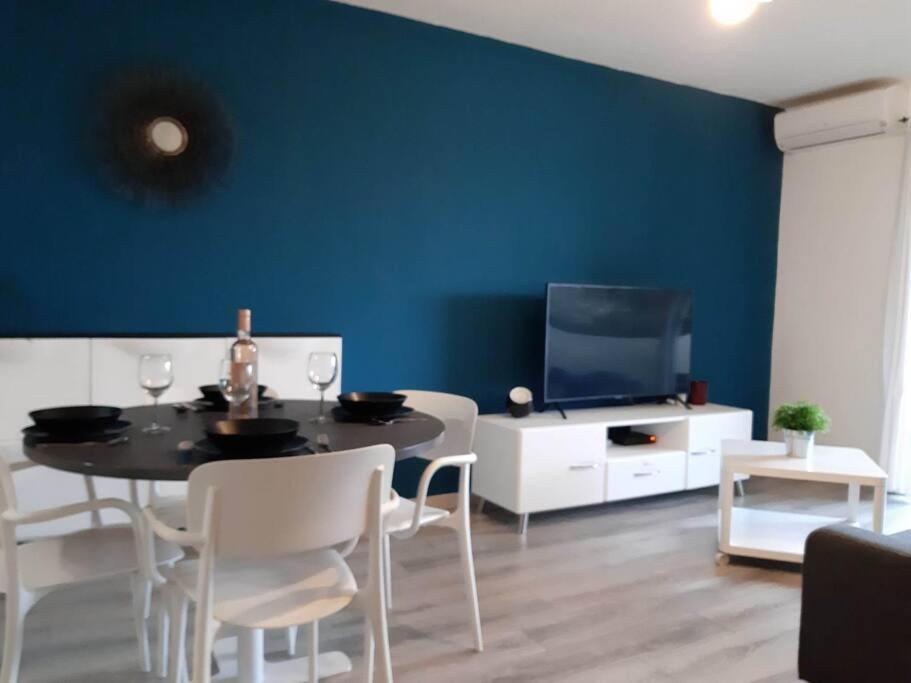 Farniente Riviera Apartment Манделю-ла-Напул Екстериор снимка