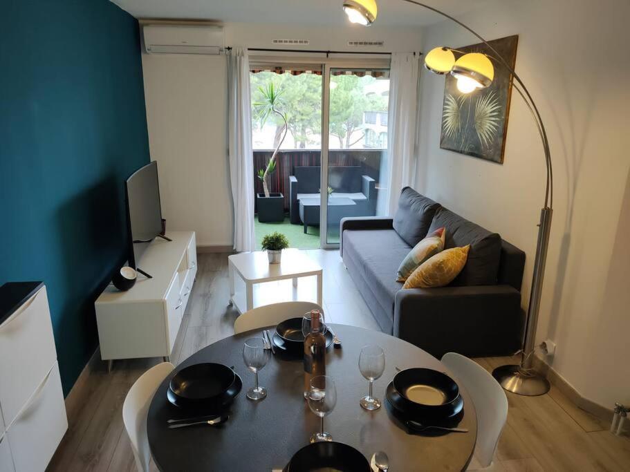 Farniente Riviera Apartment Манделю-ла-Напул Екстериор снимка